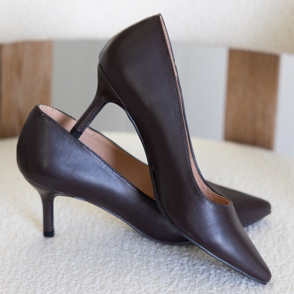French Connection Brown Kitten Heel Pointed Toe Pumps Faux Leather Womens US 7 - Picture 1 of 14